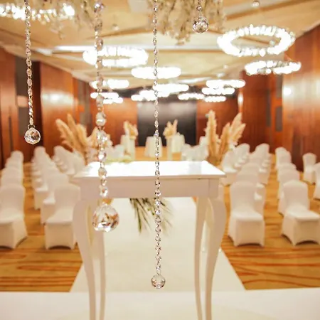 Radisson Blu 5* Istanbul