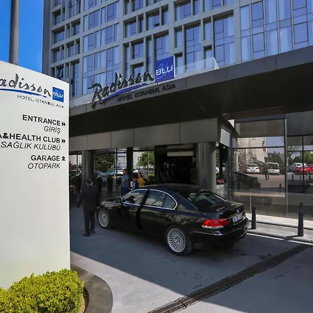מלון Radisson Blu