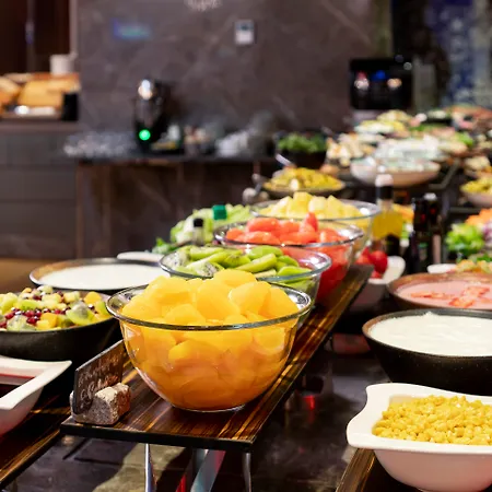 Radisson Blu 5* Istanbul